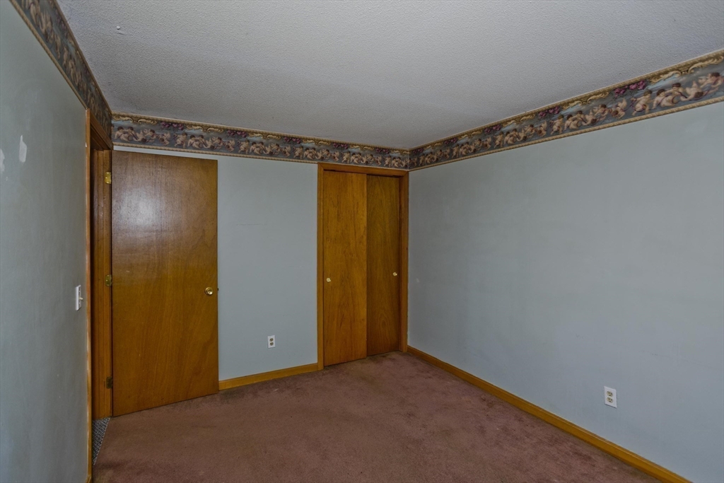 1430 Russell Road, Unit 19 Westfield, MA 01085 - Photo 18 of 34 Gallery Image 18