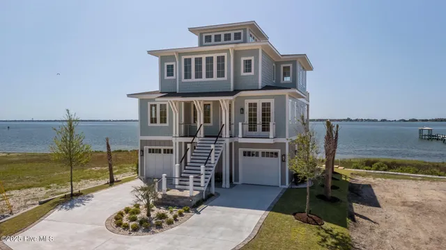 $2,995,000 | 4737 South Shore Drive, Morehead City, NC 28557