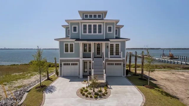 $2,995,000 | 4737 South Shore Drive, Morehead City, NC 28557