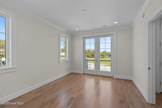 $2,995,000 | 4737 South Shore Drive, Morehead City, NC 28557