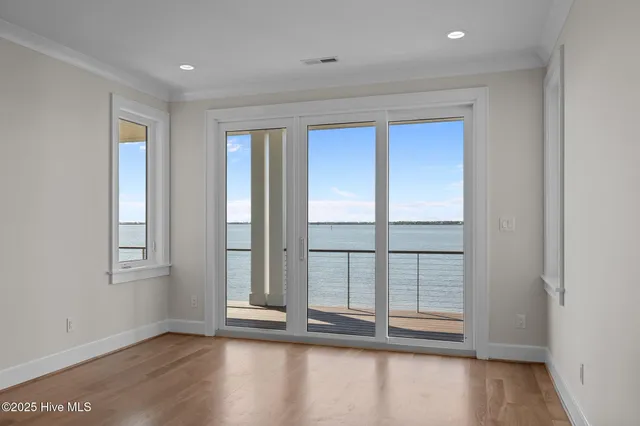 $2,995,000 | 4737 South Shore Drive, Morehead City, NC 28557