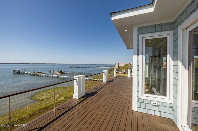 $2,995,000 | 4737 South Shore Drive, Morehead City, NC 28557