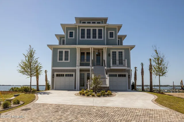 $2,995,000 | 4737 South Shore Drive, Morehead City, NC 28557