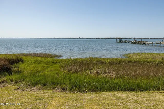 $2,995,000 | 4737 South Shore Drive, Morehead City, NC 28557