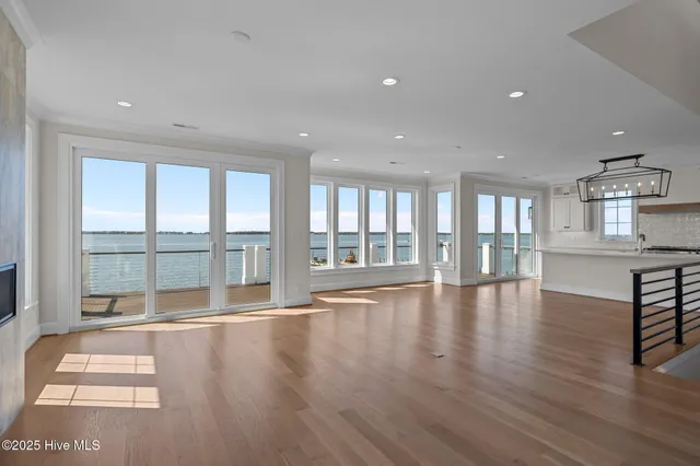 $2,995,000 | 4737 South Shore Drive, Morehead City, NC 28557