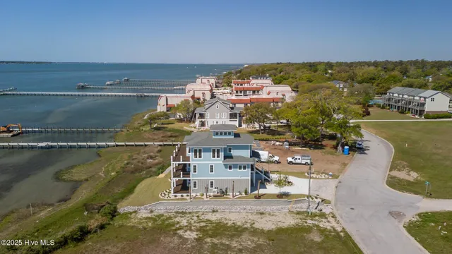 $2,995,000 | 4737 South Shore Drive, Morehead City, NC 28557