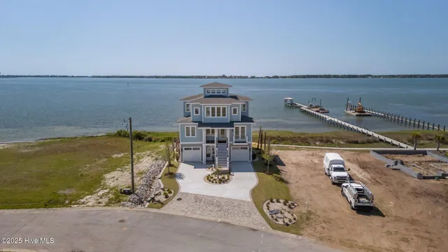 $2,995,000 | 4737 South Shore Drive, Morehead City, NC 28557