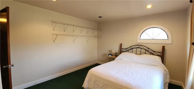 $339,000 | 2104 County Road 4270, Elk City, KS 67344