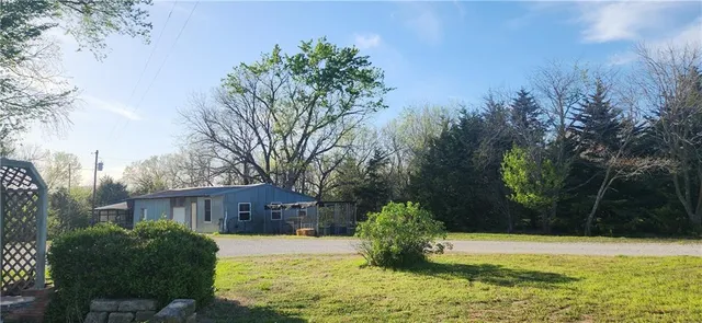 $339,000 | 2104 County Road 4270, Elk City, KS 67344