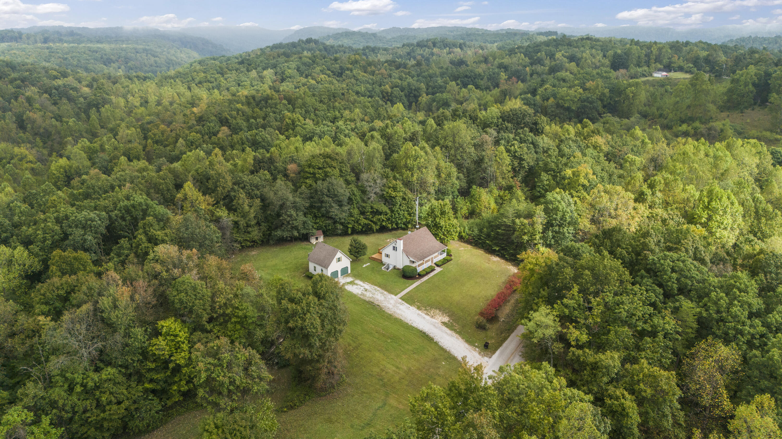 5588 Furnace Road Stanton, KY 40380 - Photo 12 of 43 DJI_20241001113116_0140_D
