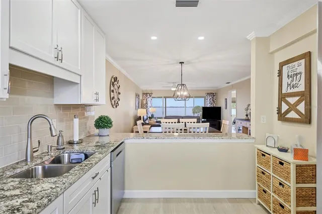 $339,000 | 4753 Independence Drive, Bradenton, FL 34210