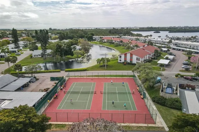 $339,000 | 4753 Independence Drive, Bradenton, FL 34210