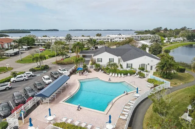 $339,000 | 4753 Independence Drive, Bradenton, FL 34210