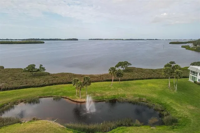 $339,000 | 4753 Independence Drive, Bradenton, FL 34210