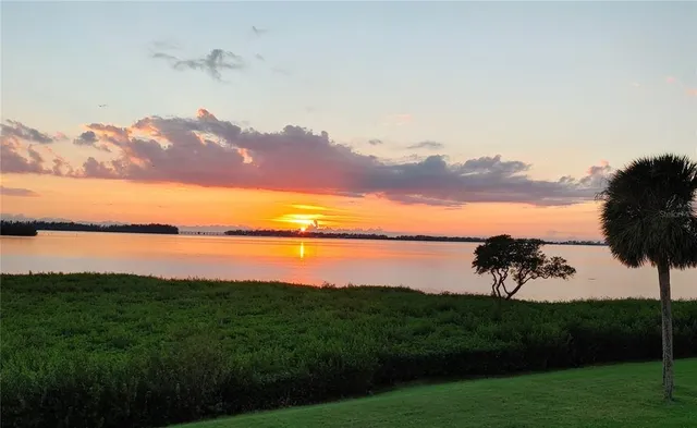 $339,000 | 4753 Independence Drive, Bradenton, FL 34210