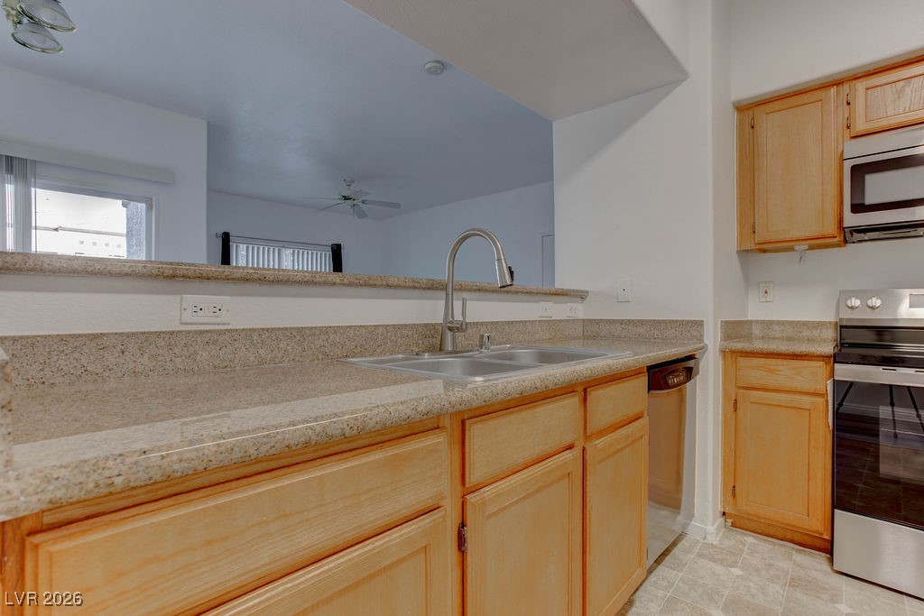 7255 West Sunset Road, Unit 1140 Las Vegas, NV 89113 - Photo 14 of 32