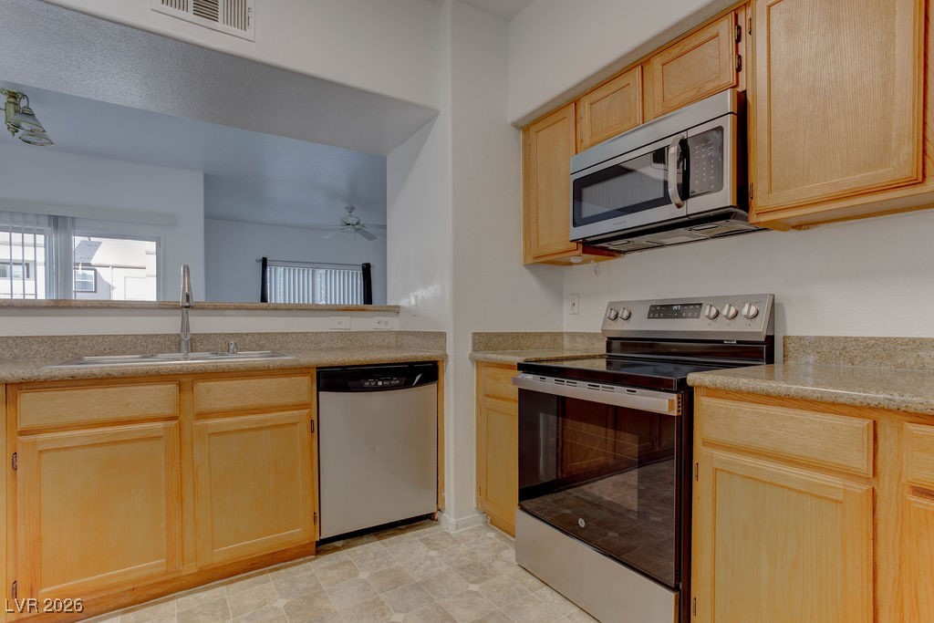 7255 West Sunset Road, Unit 1140 Las Vegas, NV 89113 - Photo 17 of 32