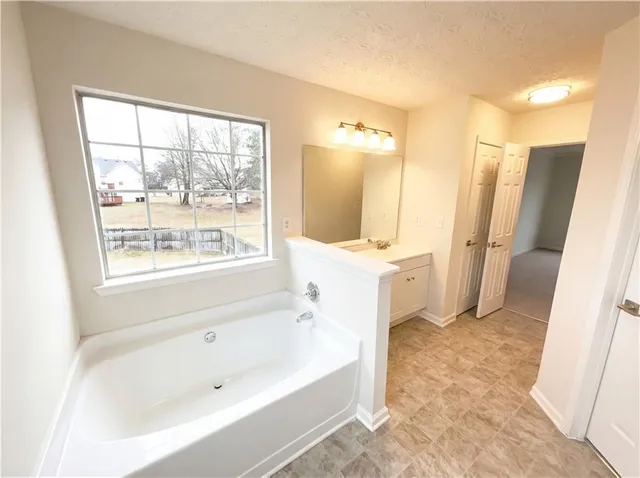 $316,000 | 736 Tullamore Way, Hampton, GA 30228