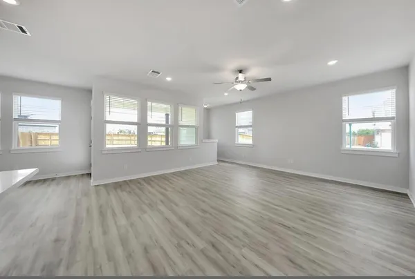 $2,295 | 300 Old Trinity Way, Georgetown, TX 78628