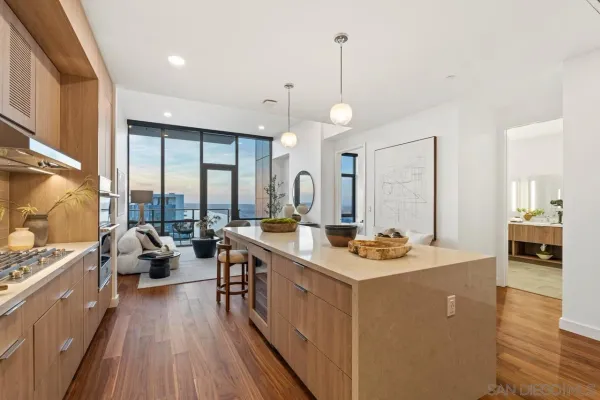 $10,060 | 1331 Columbia Street, Unit 3607, San Diego, CA 92101