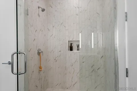 $10,060 | 1331 Columbia Street, Unit 3607, San Diego, CA 92101