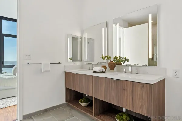 $10,060 | 1331 Columbia Street, Unit 3607, San Diego, CA 92101
