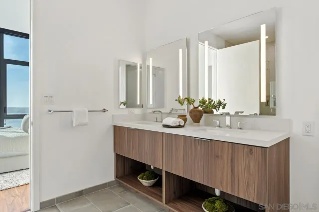 $10,060 | 1331 Columbia Street, Unit 3607, San Diego, CA 92101