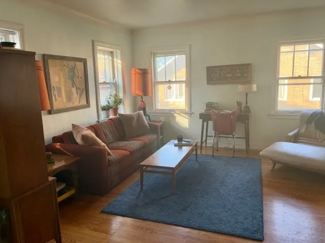 $2,850 | 2337 Ridgeland Avenue, Berwyn, IL 60402