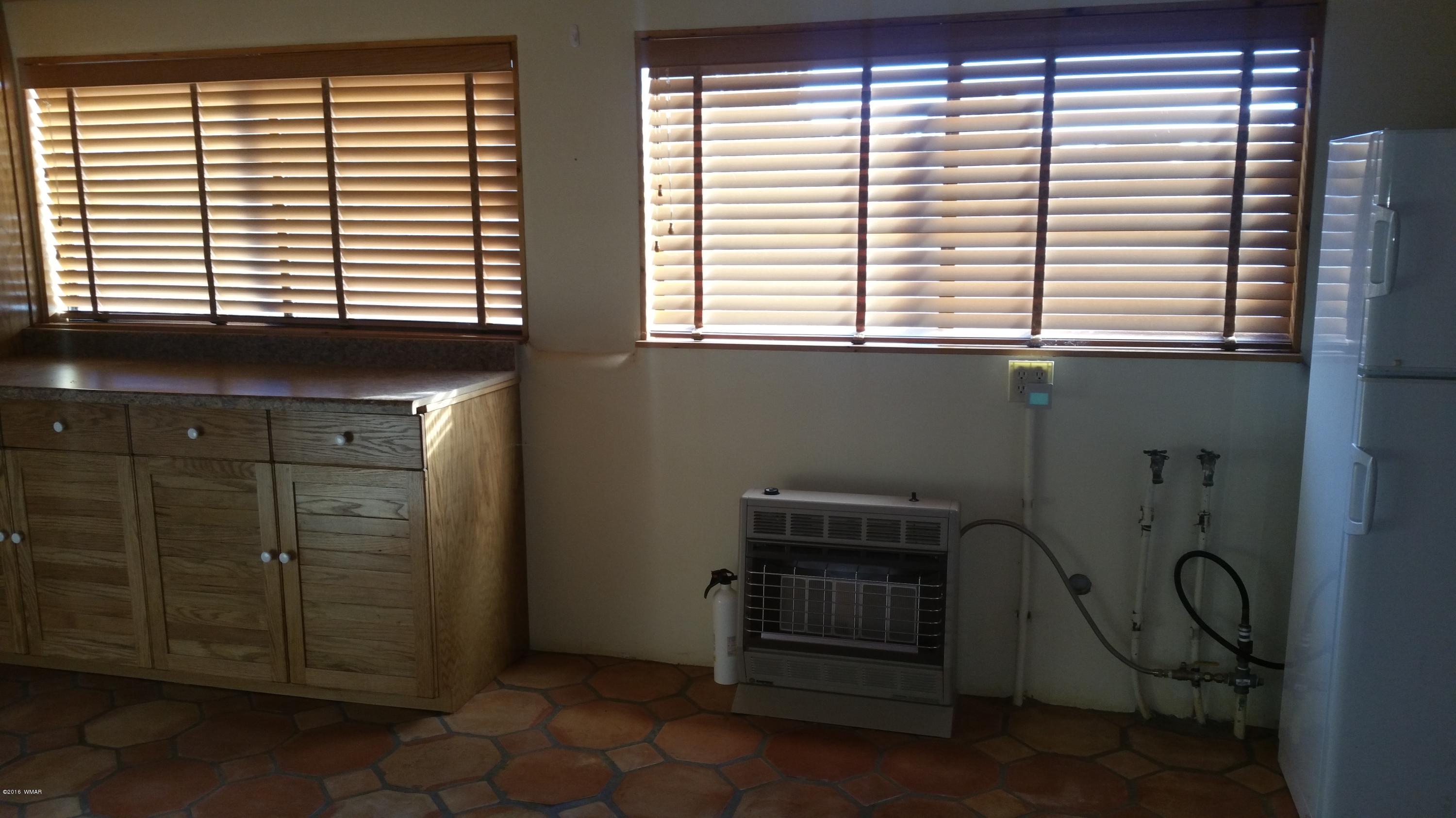 5139 Garibaldi Road Snowflake, AZ 85937 - Photo 9 of 39 a view of storage and utility room