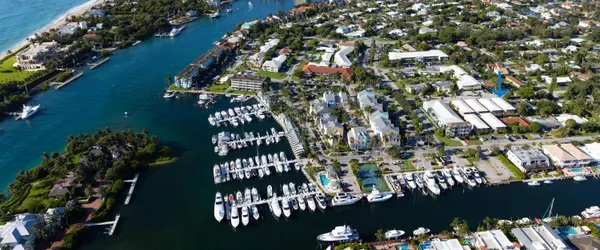 $249,999 | 2737 Northeast 28th Street, Unit 9W, Lighthouse Point, FL 33064
