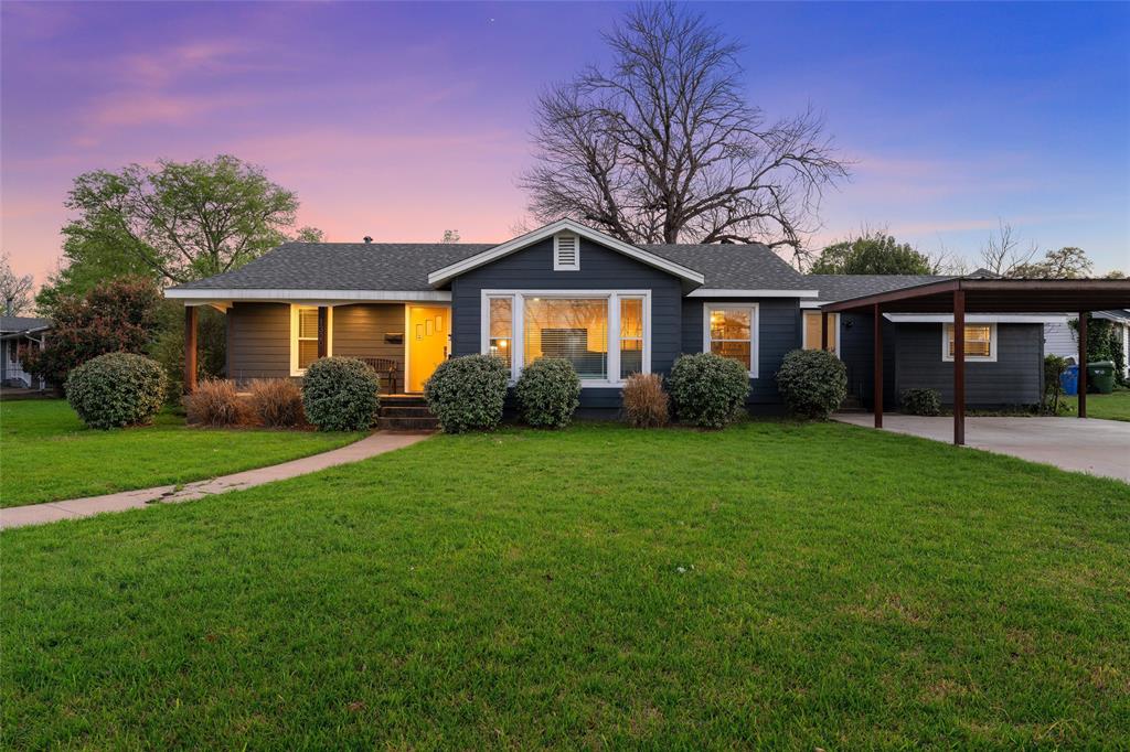 1320 Hillside Street Waco, TX 76710 - Photo 1 of 34