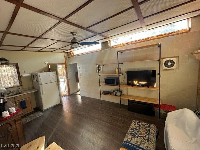 542 Bonelli Overton, NV 89040 - Photo 5 of 35