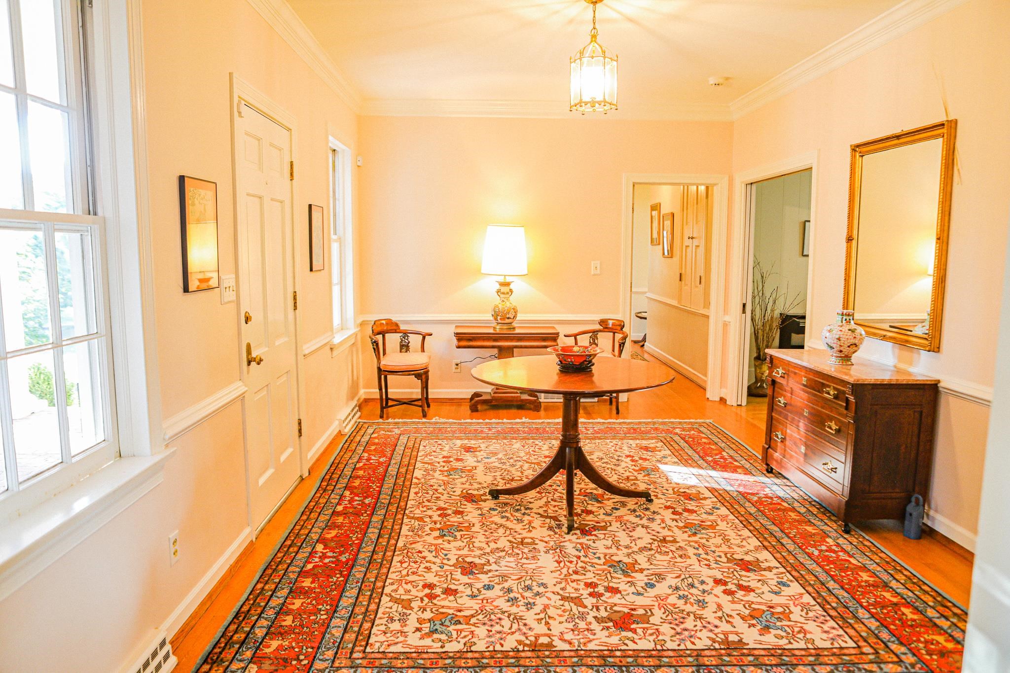 19 Ridgewood Drive Staunton, VA 24401 - Photo 22 of 73 a living room with furniture and a rug