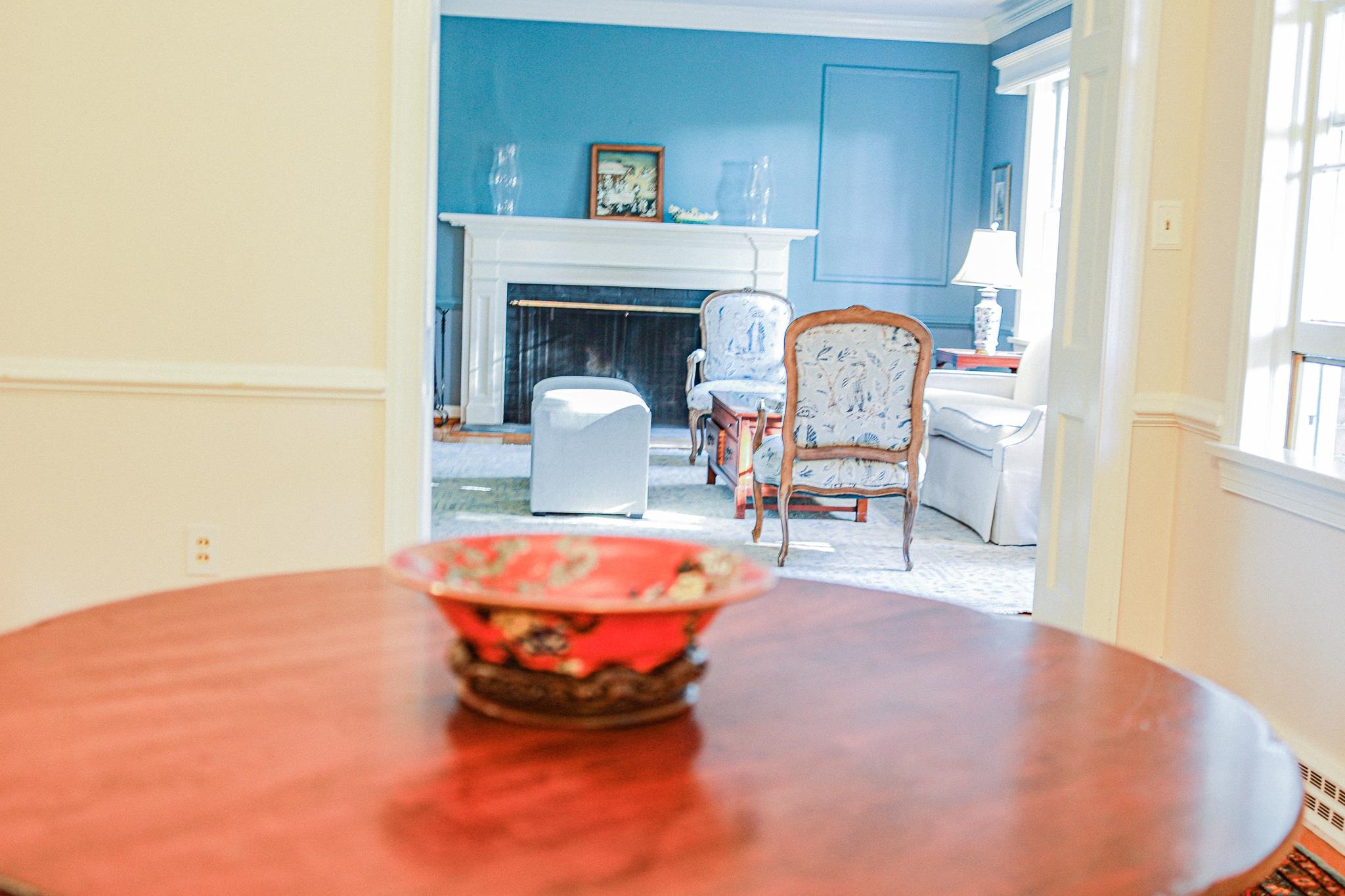 19 Ridgewood Drive Staunton, VA 24401 - Photo 24 of 73 a room with a table and chairs