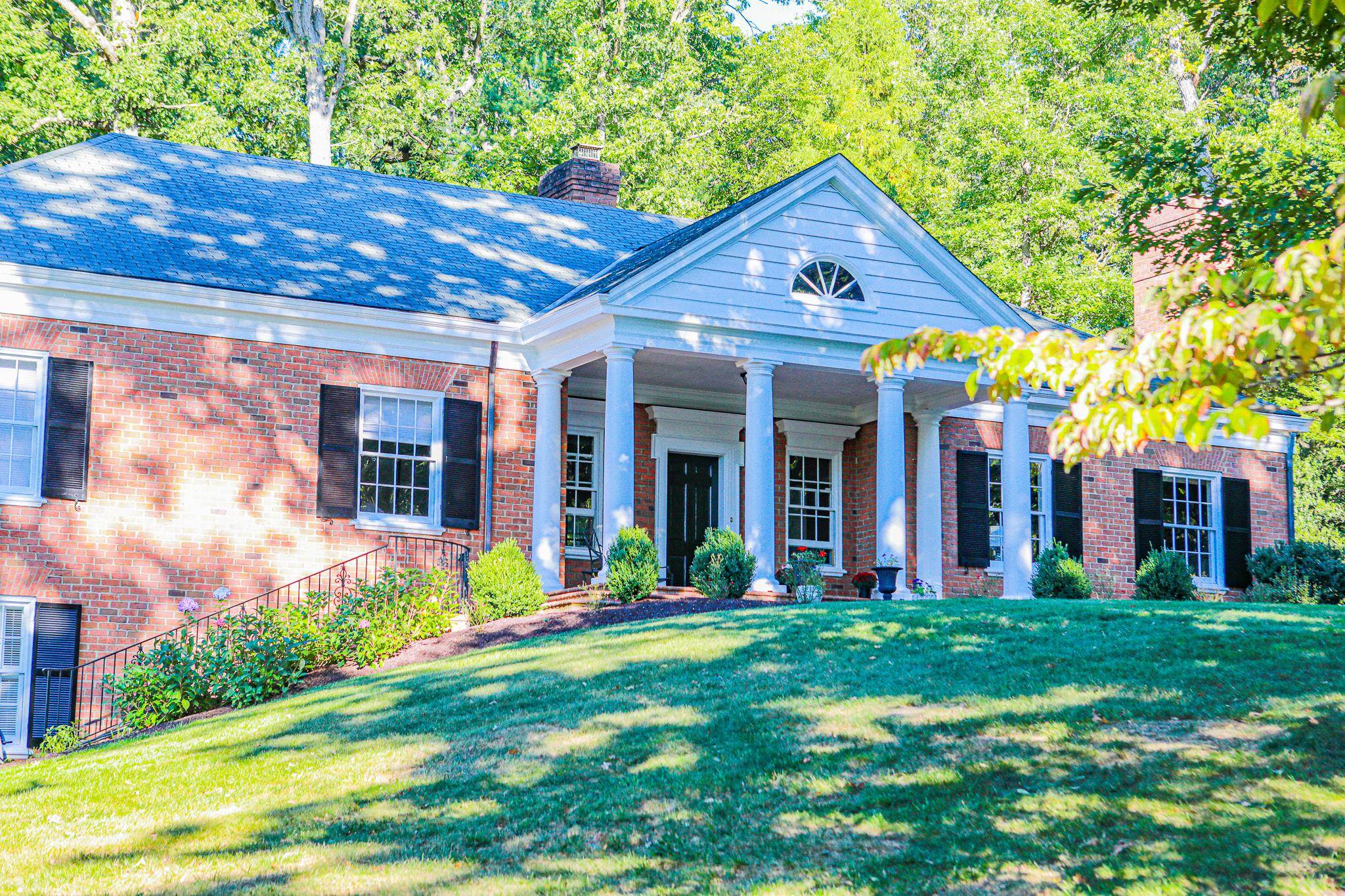 19 Ridgewood Drive Staunton, VA 24401 - Photo 3 of 73