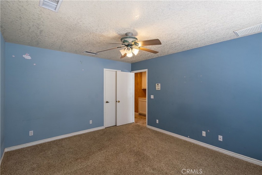 16728 Shirwaun Road Apple Valley, CA 92307 - Photo 36 of 72