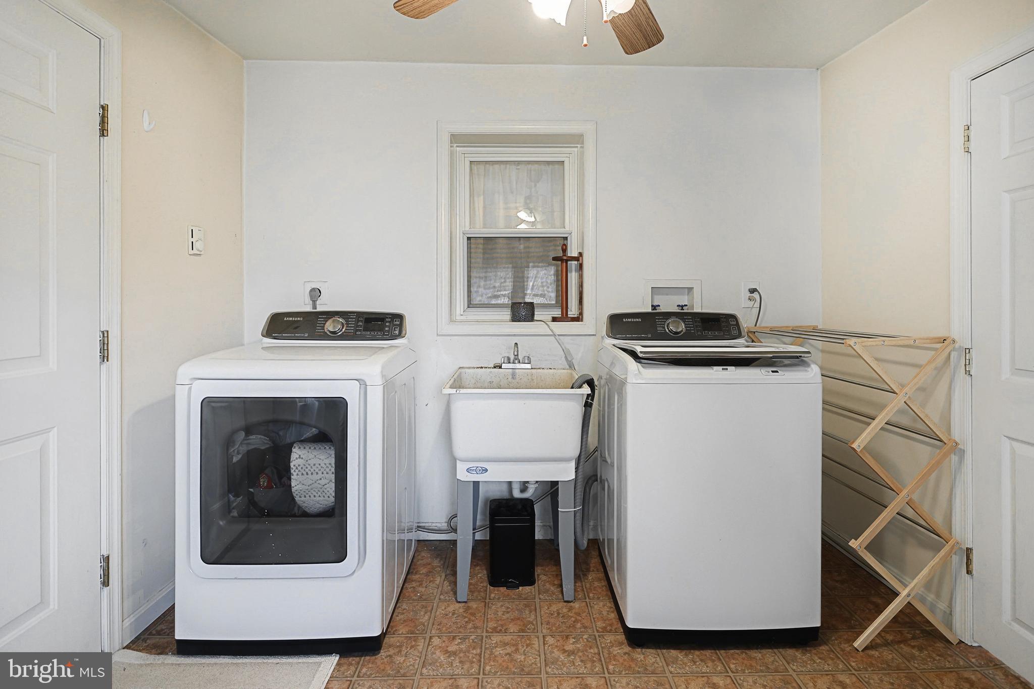 1309 Bryansville Road Delta, PA 17314 - Photo 16 of 36 Laundry Room