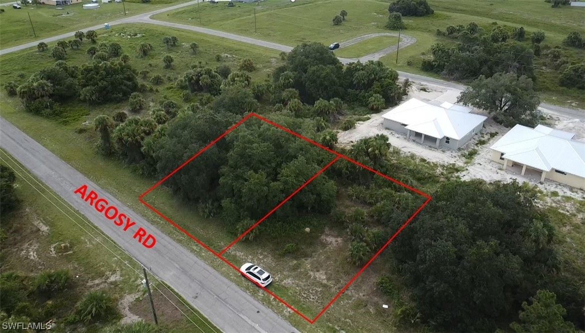 Argosy Road LaBelle, FL 33935 - Photo 9 of 9 a view of a back yard with plants