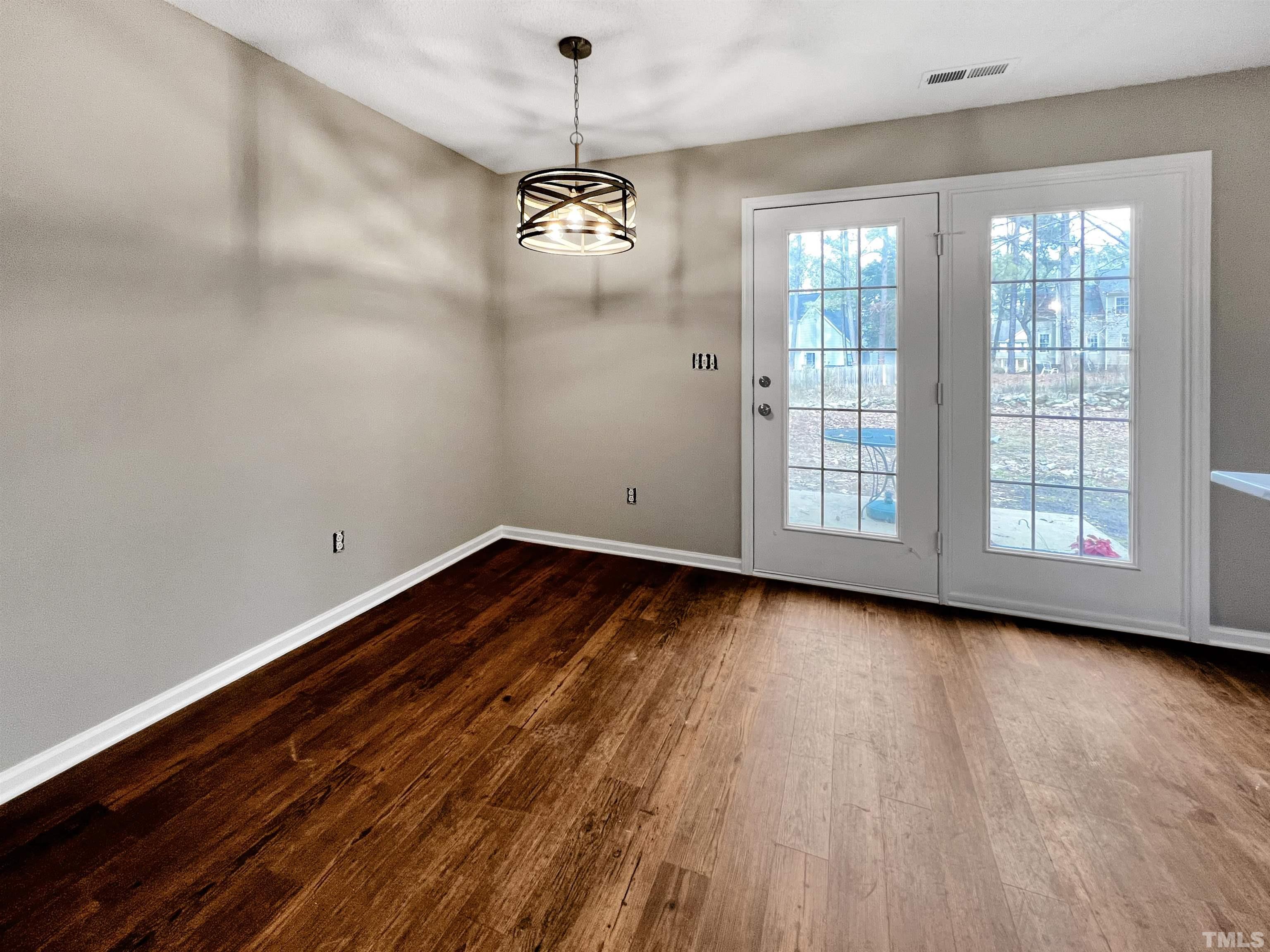 5521 Fieldcross Court Raleigh, NC 27610 - Photo 11 of 18 Gallery Image 11