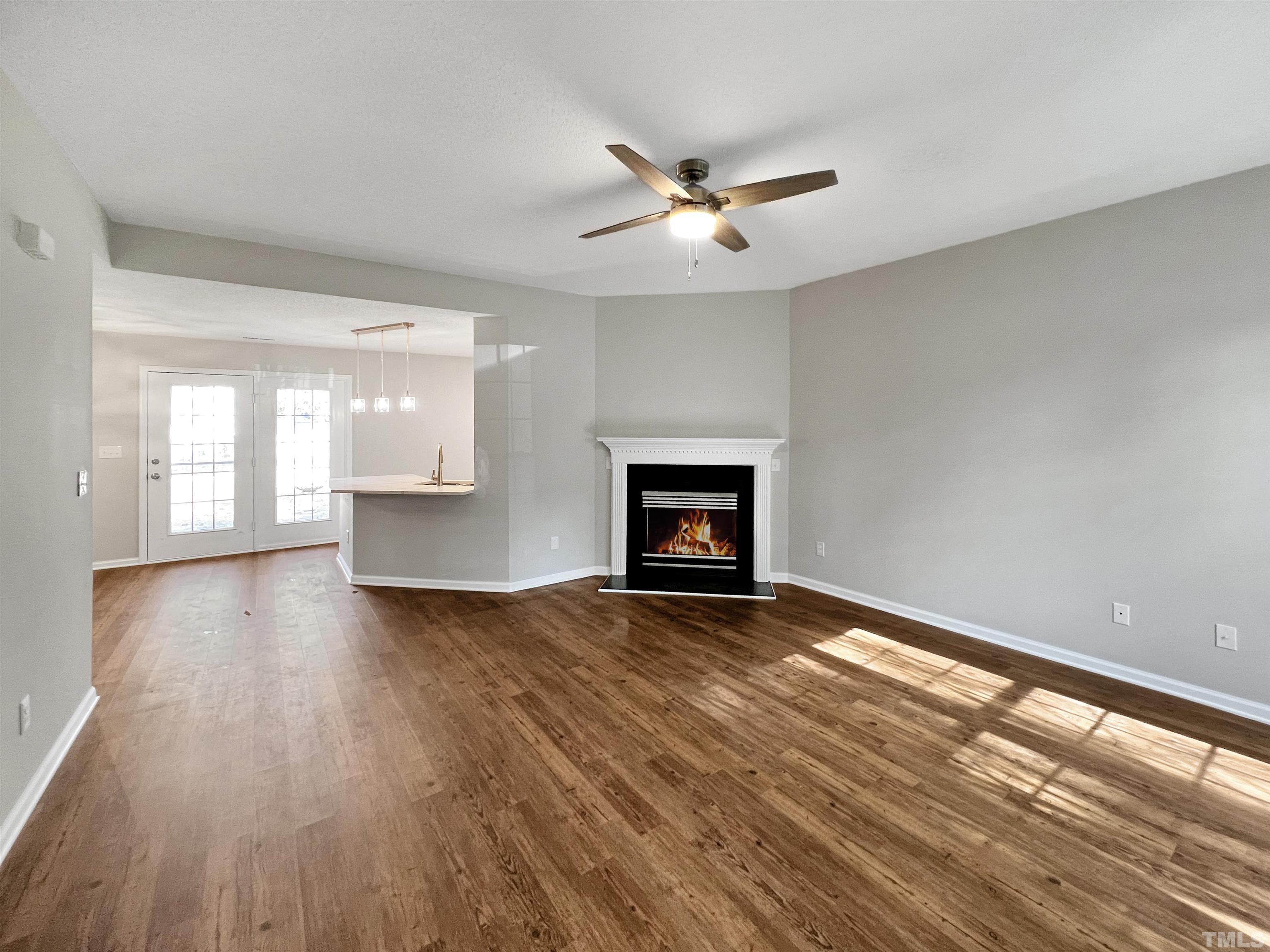 5521 Fieldcross Court Raleigh, NC 27610 - Photo 5 of 18 Gallery Image 5
