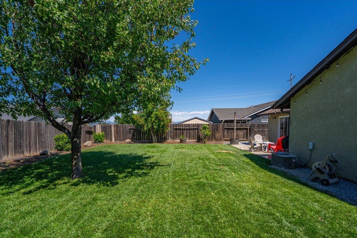 1950 Gentry Way Red Bluff, CA 96080 - Photo 33 of 52