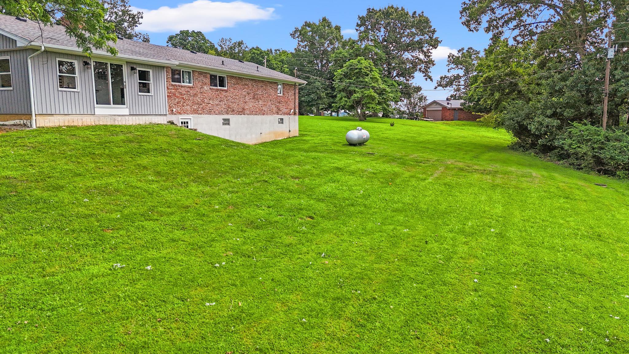 1182 Siry Road California, KY 41007 - Photo 25 of 30 DJI_20260813143920_0143_D