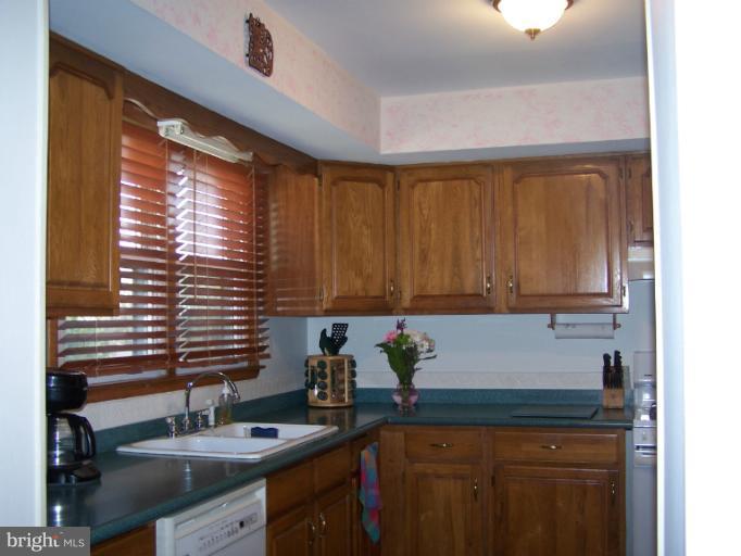 4201 Mispillion Road Nottingham, MD 21236 - Photo 13 of 14 Kitchen