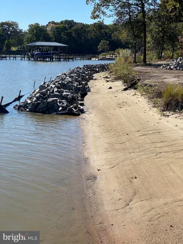 $2,750,000 | 8071 Windsor Drive, King George, VA 22485