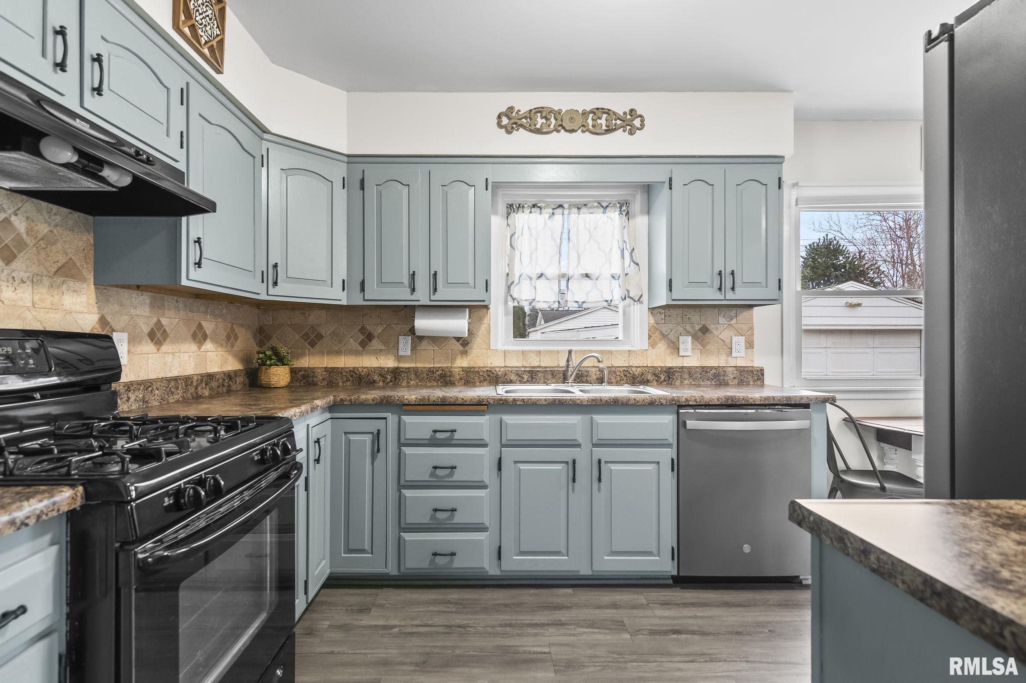 53 Friars Lane Springfield, IL 62704 - Photo 6 of 34