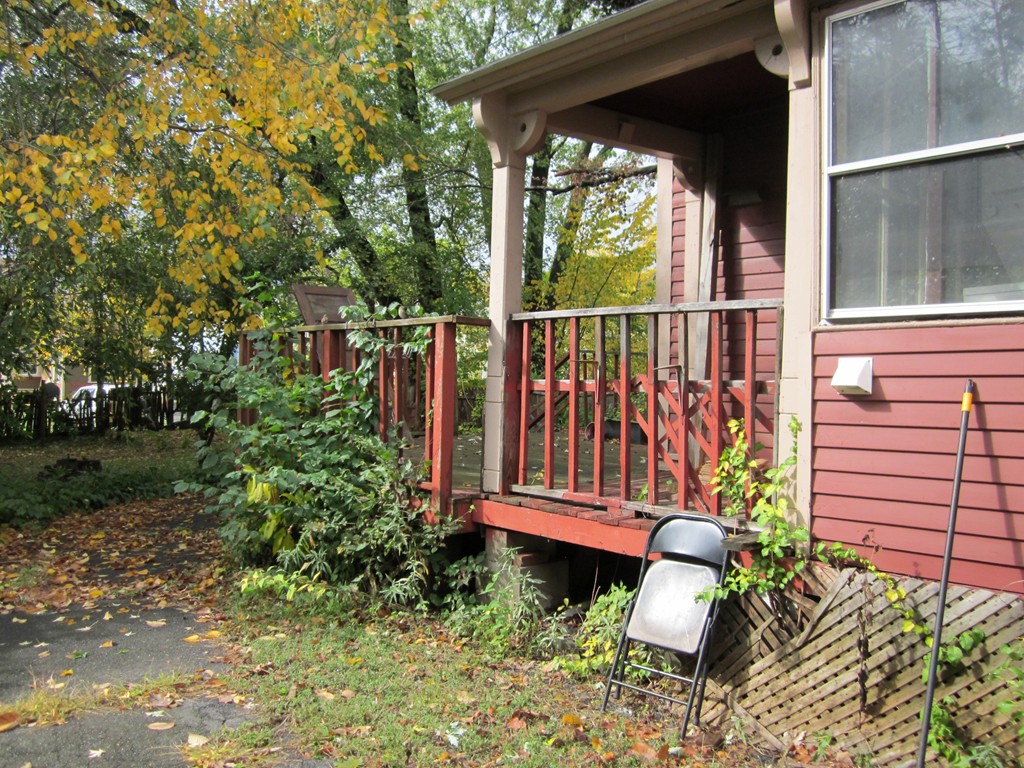 190 Buckingham Street Springfield, MA 01109 - Photo 14 of 16 Gallery Image 14