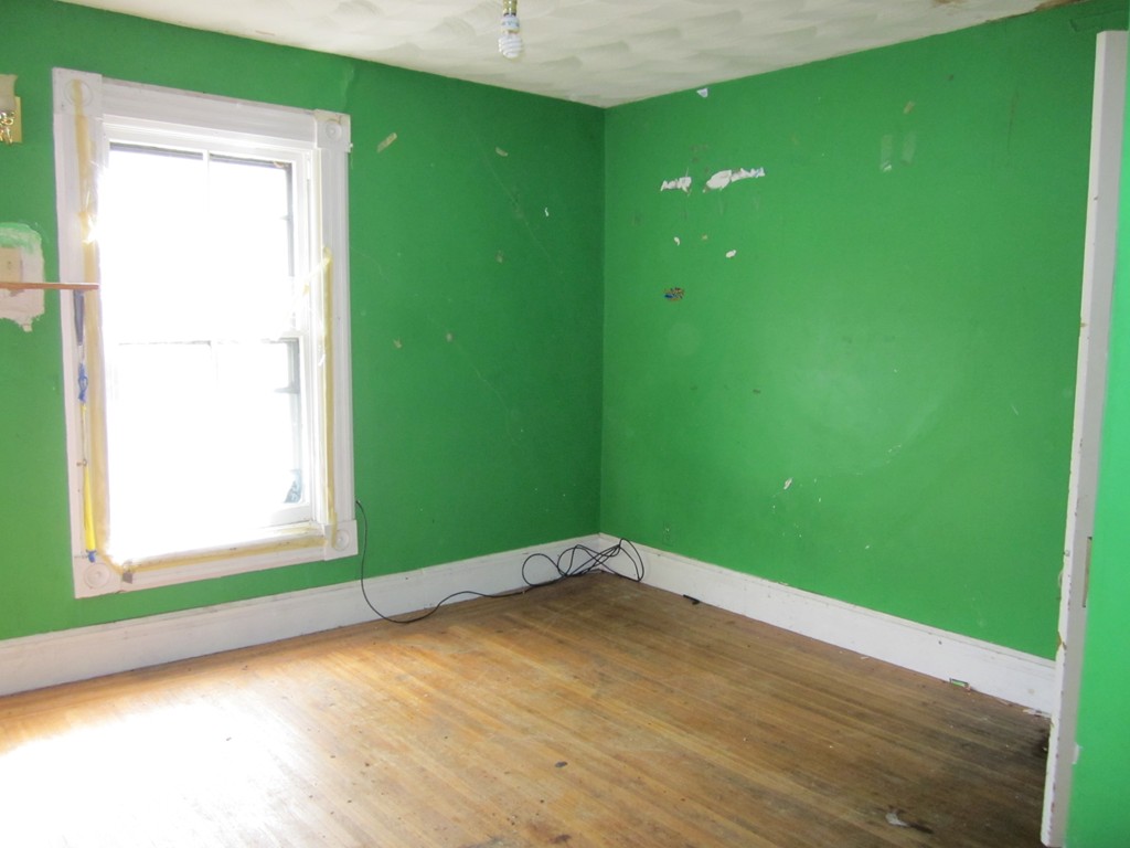 190 Buckingham Street Springfield, MA 01109 - Photo 10 of 16 Gallery Image 10