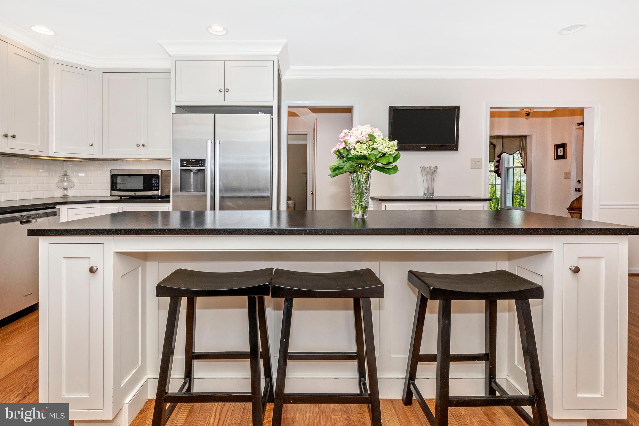 500 Midland Circle Wayne, PA 19087 - Photo 18 of 38 Three stool seating at island