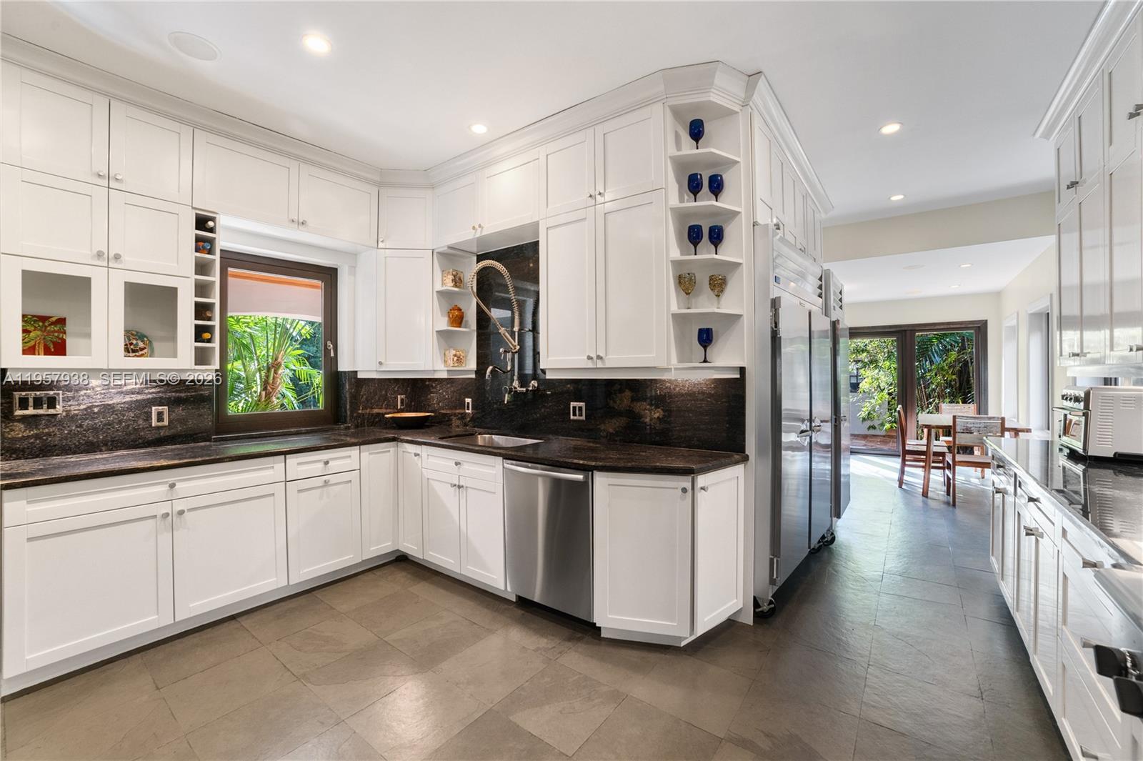 6491 Allison Road Miami Beach, FL 33141 - Photo 12 of 29 Gallery Image 12