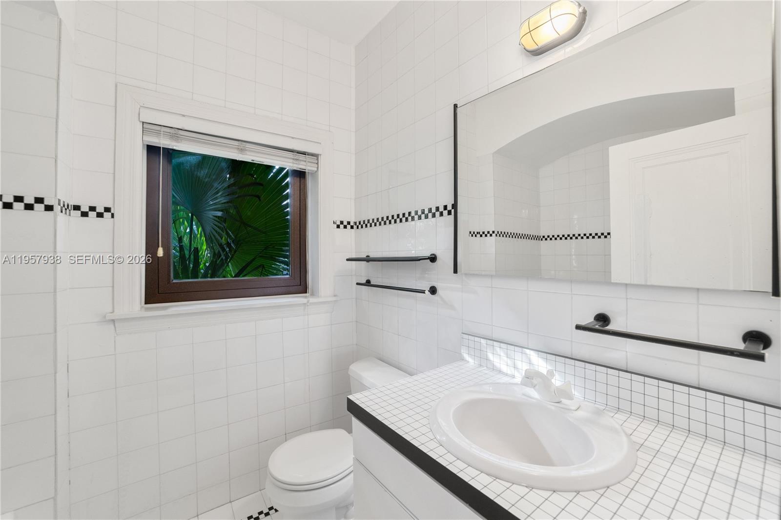 6491 Allison Road Miami Beach, FL 33141 - Photo 21 of 29 Gallery Image 21